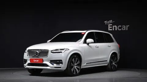 2022 Volvo XC90 T8 Inscription Hybird