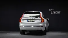 2022 Volvo XC90 T8 Inscription Hybird — фото 4