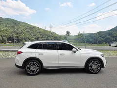 2023 Mercedes-Benz GLC-Class GLC300 4MATIC AMG Line — фото 4
