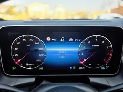 2023 Mercedes-Benz GLC-Class GLC300 4MATIC AMG Line — фото 8