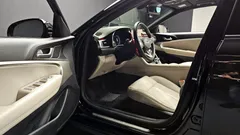 2021 Genesis G70 Gasoline 2.0T 2WD, чёрный — фото 12