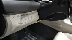 2021 Genesis G70 Gasoline 2.0T 2WD, чёрный — фото 13