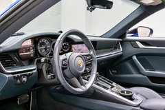 2022 Porsche 911 Carrera 4 GTS — фото 10
