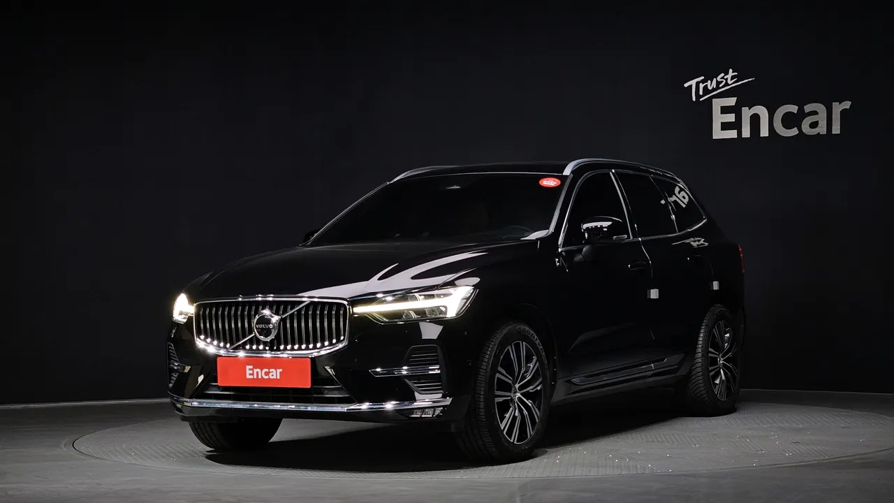 2022 Volvo XC60 B5 Inscription