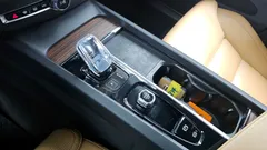 2022 Volvo XC60 B5 Inscription — фото 9