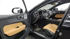 2022 Volvo XC60 B5 Inscription — фото 10
