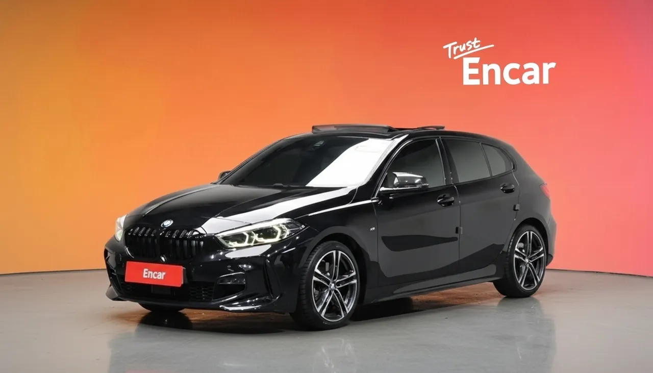 2022 BMW 1-Series 120i M Sports