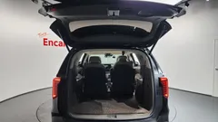 2024 Kia Canival 7-Seater Signature, чёрный — фото 20