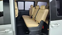 2023 Hyundai Staria 4WD Tourer 9-Seater — фото 11