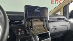 2023 Hyundai Staria 4WD Tourer 9-Seater — фото 17