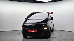2023 Hyundai Staria Tourer 9-Seater — фото 3