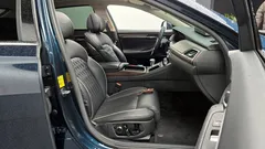 2021 Genesis G90 3.8 AWD, синий — фото 10