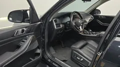 2022 BMW X5 xDrive 45e xLine — фото 11