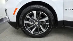 2022 ChevroletGMDaewoo Equinox 2WD Premier, белый — фото 5