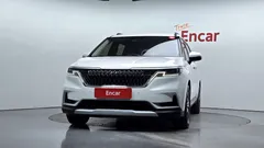 2023 Kia Carnival Diesel 9-Seater Prestige — фото 3