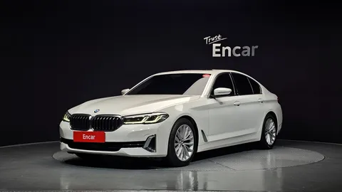 2023 BMW 5-Series 520i Luxury