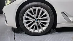 2023 BMW 5-Series 520i Luxury — фото 5