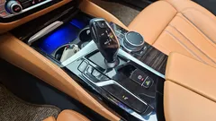 2023 BMW 5-Series 520i Luxury — фото 9
