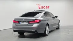 2023 BMW 5-Series 520i Luxury — фото 2