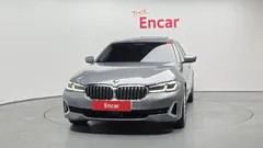 2023 BMW 5-Series 520i Luxury — фото 3