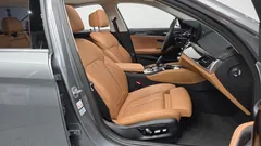 2023 BMW 5-Series 520i Luxury — фото 11