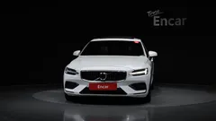 2021 Volvo S60 B5 Inscription, белый — фото 3