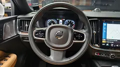 2021 Volvo S60 B5 Inscription, белый — фото 13