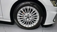 2021 Audi A6 40 TDI Premium, белый — фото 5