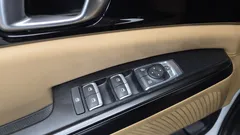 2023 Kia Carnival Diesel 9-Seater Prestige — фото 18