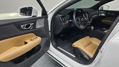 2022 Volvo S60 B5 Inscription, белый — фото 11