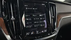 2022 Volvo S60 B5 Inscription, белый — фото 17