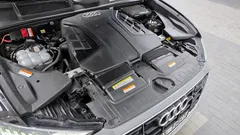 2021 Audi Q8 45 TDI Quattro Premium, чёрный — фото 6