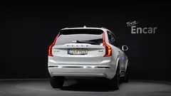 2022 Volvo XC90 B6 Inscription, белый — фото 4