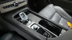 2022 Volvo XC90 B6 Inscription, белый — фото 9