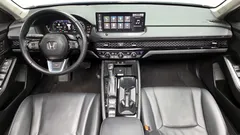 2023 Honda Accord 2.0 Hybrid Touring, белый — фото 7