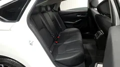 2023 Honda Accord 2.0 Hybrid Touring, белый — фото 12