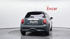 2023 Mini Cooper 5Door Multitione Edition — фото 4