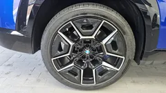 2023 BMW XM 4.4, синий — фото 5