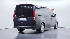 2023 Hyundai Staria Cargo 5-Seater — фото 2