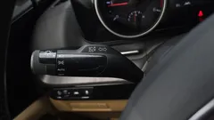 2023 Kia Carnival Diesel 9-Seater Prestige — фото 16