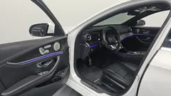 2022 Mercedes-Benz E-Class E220d 4MATIC AMG Line — фото 10