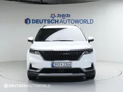 2022 Kia Carnival Diesel 9-Seater Prestige — фото 2