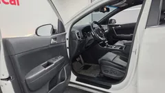 2021 Kia Sportage Diesel 2.0 2WD, белый — фото 10