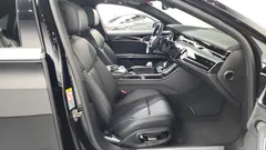 2021 Audi A8 55 TFSI Quattro LWB — фото 11