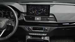 2021 Audi Q5 45 TFSI Quattro Premium, чёрный — фото 15