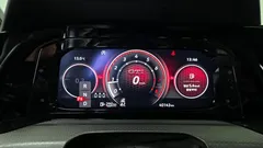 2022 Volkswagen Golf 2.0 GTI, красный — фото 8