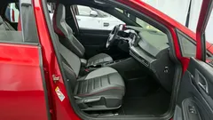 2022 Volkswagen Golf 2.0 GTI, красный — фото 11
