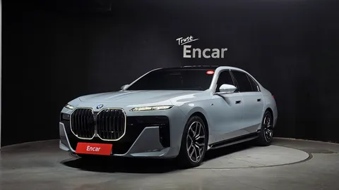 2023 BMW 7-Series 740i sDrive M Sport