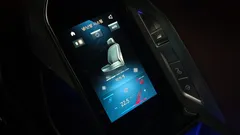 2023 BMW 7-Series 740i sDrive M Sport, светло-серебристый — фото 17