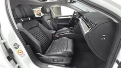 2022 Volkswagen Passat 2.0 TDI Prestige, белый — фото 11